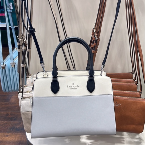 Kate Spade Madison Colorblock Saffiano Leather Medium Satchel
Platinum Grey
NWT - Picture 6 of 16